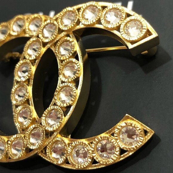 CHANEL CC Logo Rhinestone Brooch Gold Tone Pin - Picture 9 of 10